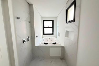 Apartamento &agrave; venda - Meia Praia