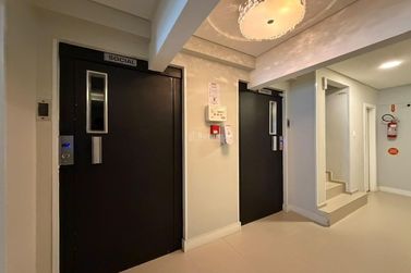 Apartamento &agrave; venda - 85m&sup2; - Centro