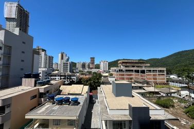 Apartamento &agrave; venda - 118m&sup2; - Centro