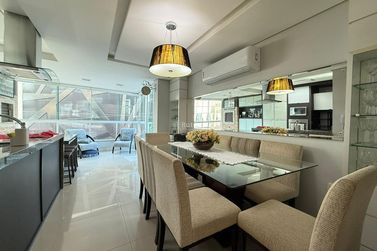 Apartamento &agrave; venda - 85m&sup2; - Meia Praia