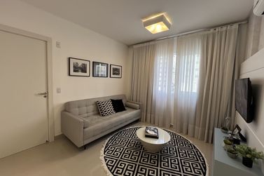 Apartamento &agrave; venda - Meia Praia