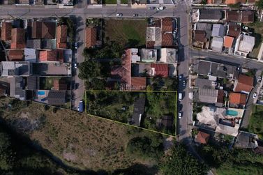 Terreno &agrave; venda - 1610m&sup2; - Centro