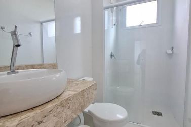 Apartamento para alugar - 134m&sup2; - Meia Praia