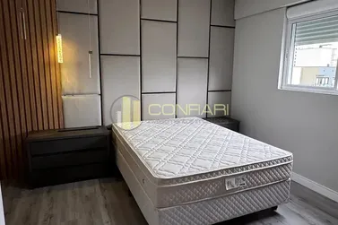 Apartamento &agrave; venda - 11245m&sup2; - meia praia