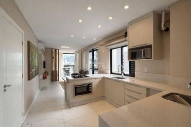 Apartamento &agrave; venda - Meia Praia