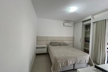 Apartamento para alugar - Meia Praia