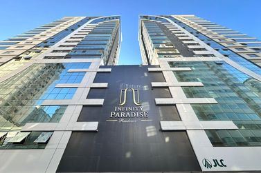 Apartamento &agrave; venda - 163m&sup2; - Meia Praia