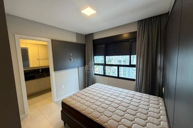 Apartamento &agrave; venda - Meia Praia