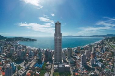 Apartamento &agrave; venda - 310m&sup2; - Centro