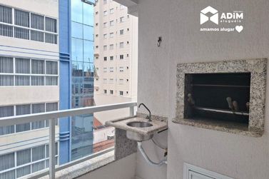 Apartamento para alugar - 64m&sup2; - Meia Praia