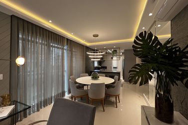 Apartamento &agrave; venda - 148m&sup2; - Meia Praia