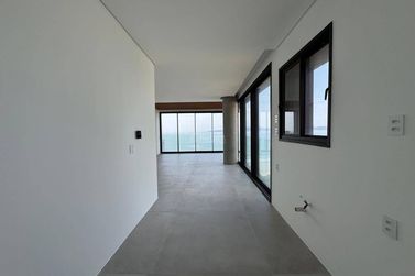 Apartamento &agrave; venda - 335m&sup2; - Centro