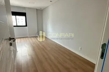 Apartamento para alugar - 118m&sup2; - meia praia