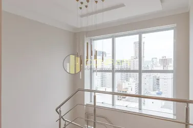 Apartamento &agrave; venda - 274m&sup2; - Meia Praia