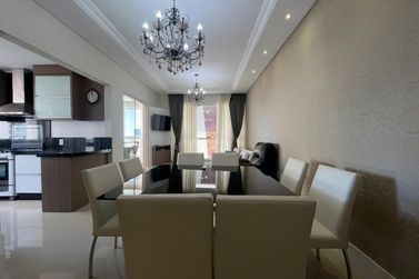 Apartamento &agrave; venda - 132m&sup2; - 