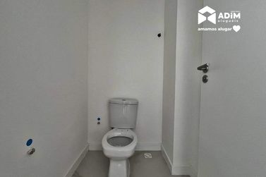 Apartamento para alugar - 143m&sup2; - Centro