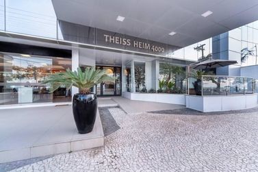 Apartamento &agrave; venda - 421m&sup2; - Centro