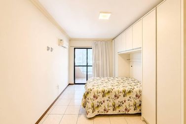 Apartamento &agrave; venda - Meia Praia