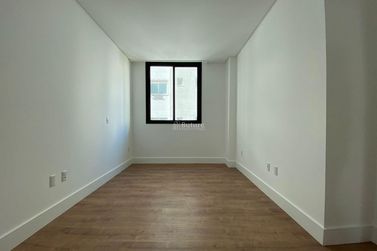 Apartamento &agrave; venda - 131m&sup2; - Andorinha