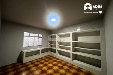 Casa para alugar - 211m&sup2; - Centro