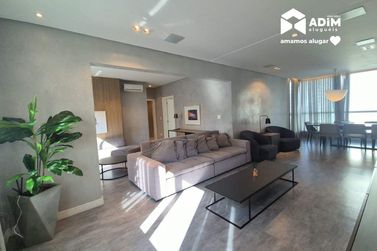 Apartamento para alugar - 135m&sup2; - Centro