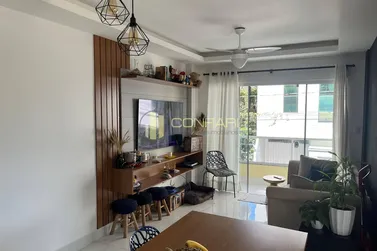 Apartamento &agrave; venda - 120m&sup2; - Meia praia