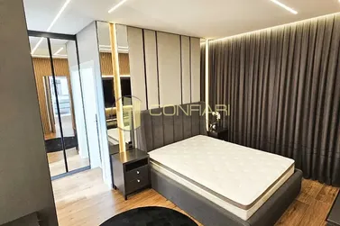 Apartamento &agrave; venda - 162m&sup2; - Meia Praia