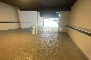 Apartamento &agrave; venda - 133m&sup2; - meia praia