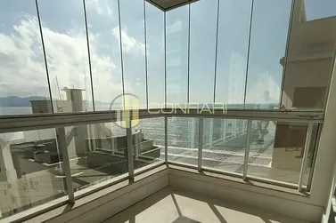 Apartamento para alugar - 180m&sup2; - Meia Praia