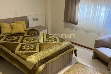 Apartamento para alugar - 212m&sup2; - meia praia