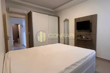 Apartamento &agrave; venda - 130m&sup2; - Meia Praia