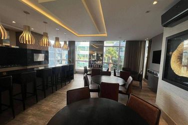 Apartamento para alugar - Meia Praia