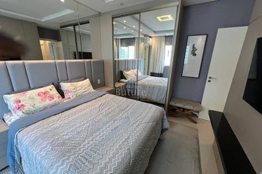 Apartamento &agrave; venda - Meia Praia