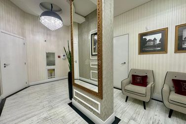 Apartamento &agrave; venda - 137m&sup2; - Meia Praia