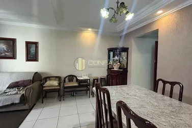 Apartamento &agrave; venda - 100m&sup2; - meia praia