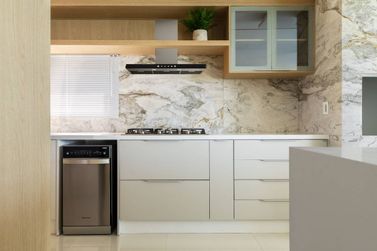Apartamento &agrave; venda - Meia Praia