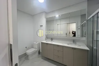 Apartamento para alugar - 187m&sup2; - meia praia