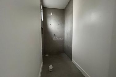 Apartamento &agrave; venda - 207m&sup2; - Meia Praia