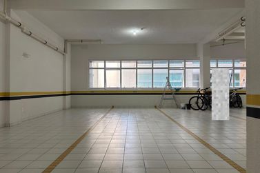 Apartamento &agrave; venda - 146m&sup2; - Meia Praia