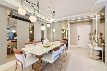 Apartamento &agrave; venda - 182m&sup2; - Meia Praia
