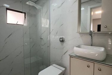 Apartamento &agrave; venda - 125m&sup2; - Meia Praia