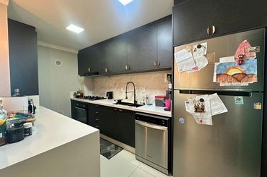 Apartamento &agrave; venda - 180m&sup2; - 