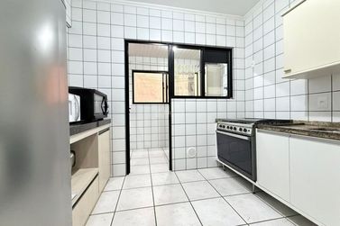 Apartamento &agrave; venda - 98m&sup2; - Centro