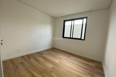 Casa &agrave; venda - 200m&sup2; - 