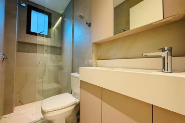 Apartamento &agrave; venda - 138m&sup2; - Centro