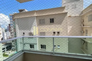 Apartamento &agrave; venda - 167m&sup2; - Meia Praia