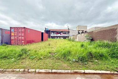 Terreno &agrave; venda - 305m&sup2; - Morretes