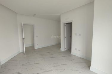 Apartamento &agrave; venda - 200m&sup2; - Centro