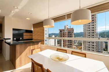 Apartamento &agrave; venda - 126m&sup2; - Pioneiros