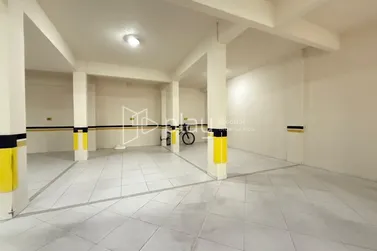 Apartamento &agrave; venda - 85m&sup2; - Meia Praia